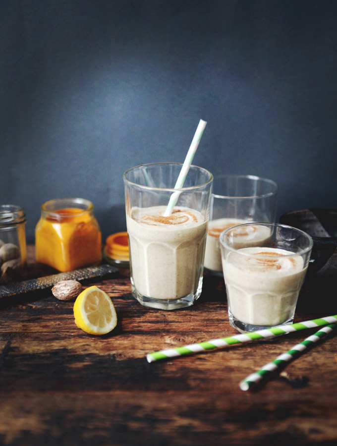 Raw Vegan Eggnog Milkshake