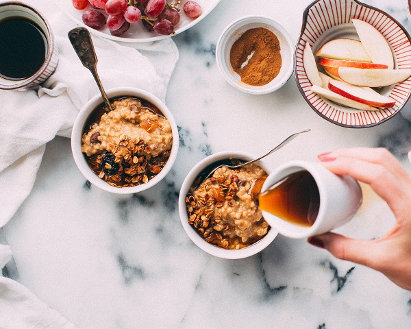 Apple, Raisin & Cinnamon Porridge